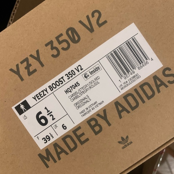 🚨SOLD🚨Yeezy Boost 350 V2 - Picture 2 of 2